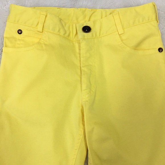 Pili Carrera Boys Yellow Flat Front Shorts Size 8 - Picture 2 of 9